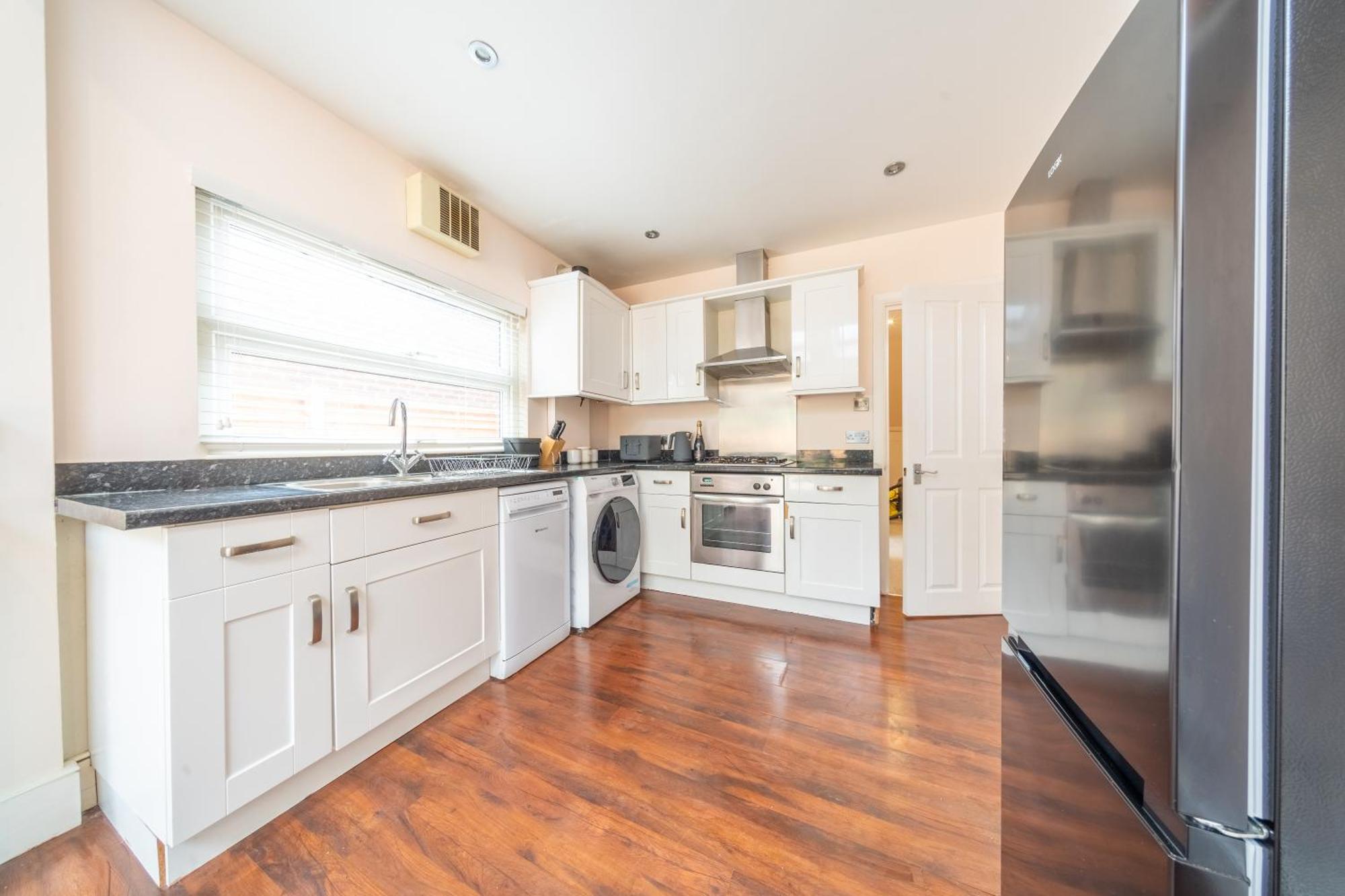 Beautiful 2 Bedroom With Private Garden In Wimbledon - Minutes From Central London Exteriör bild